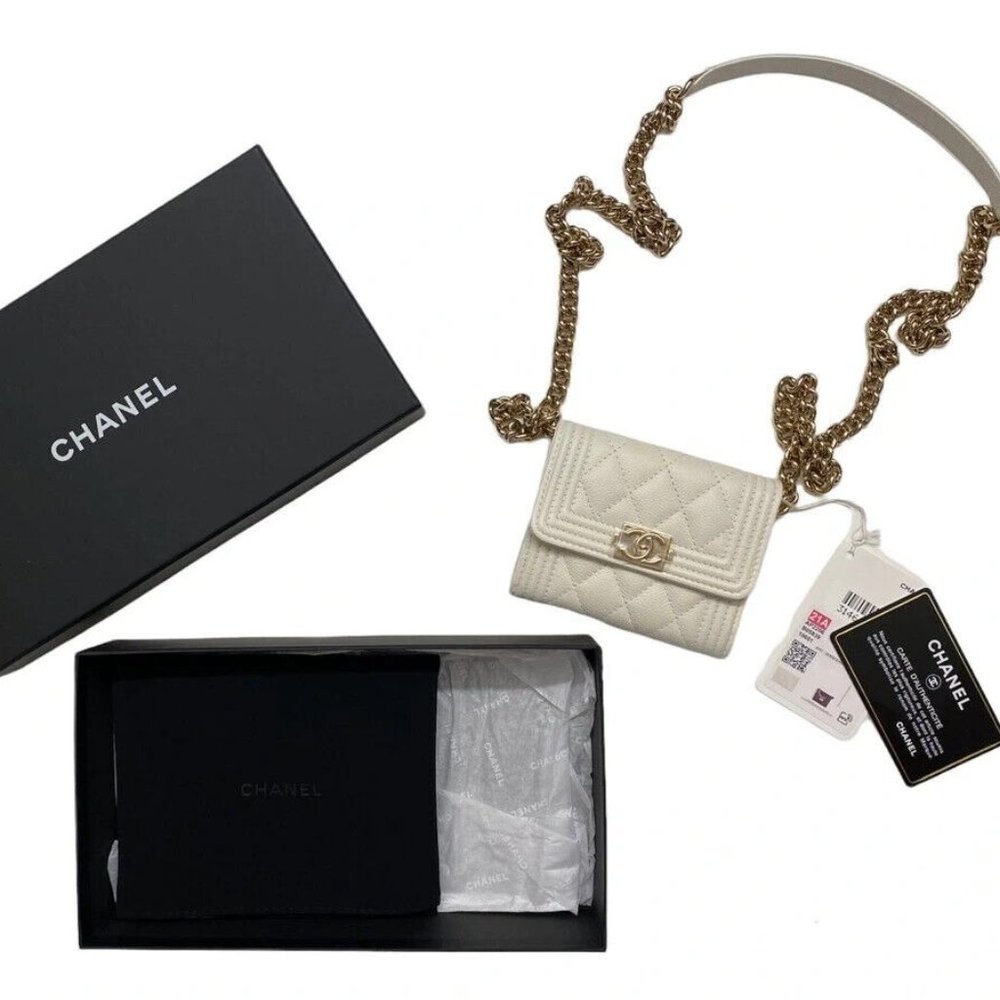 CHANEL White Caviar Quilted Boy Card Holder Shoulder Bag Wallet On Chain